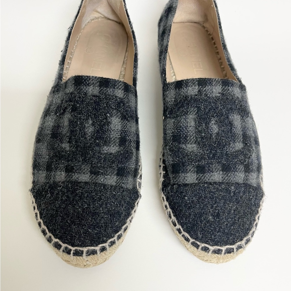 Chanel CC Logo Plaid Wool Espadrilles Size 39 - Picture 2 of 12